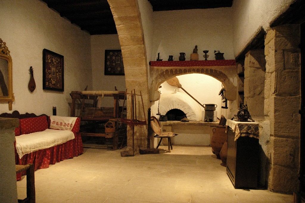 Visit Folklore Museum of Gavalochori